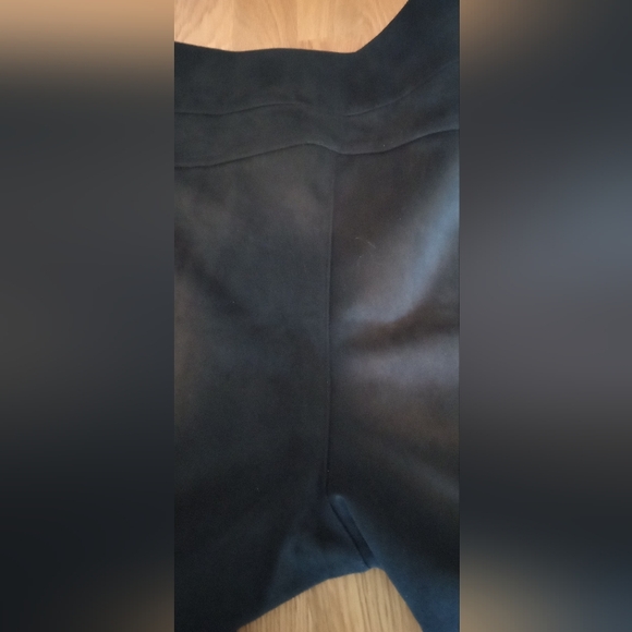 Hue Ultra Legging with Wide Waistband - Picture 9 of 9